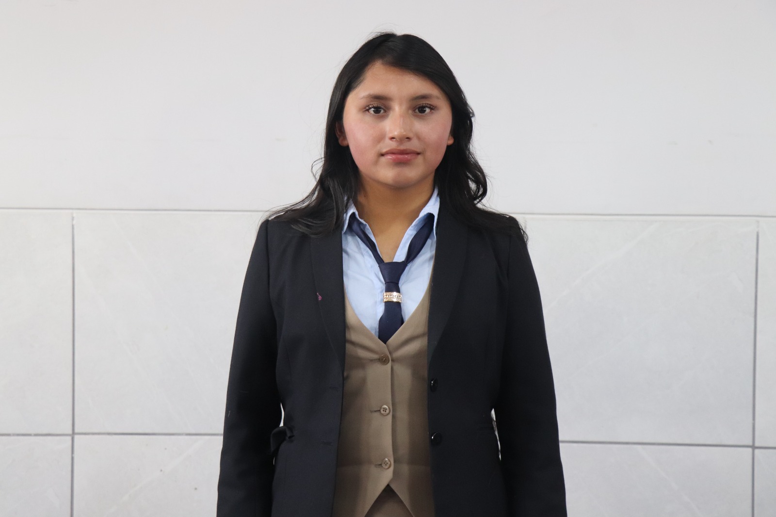 FLORES SANTOS NAYELI BELEN