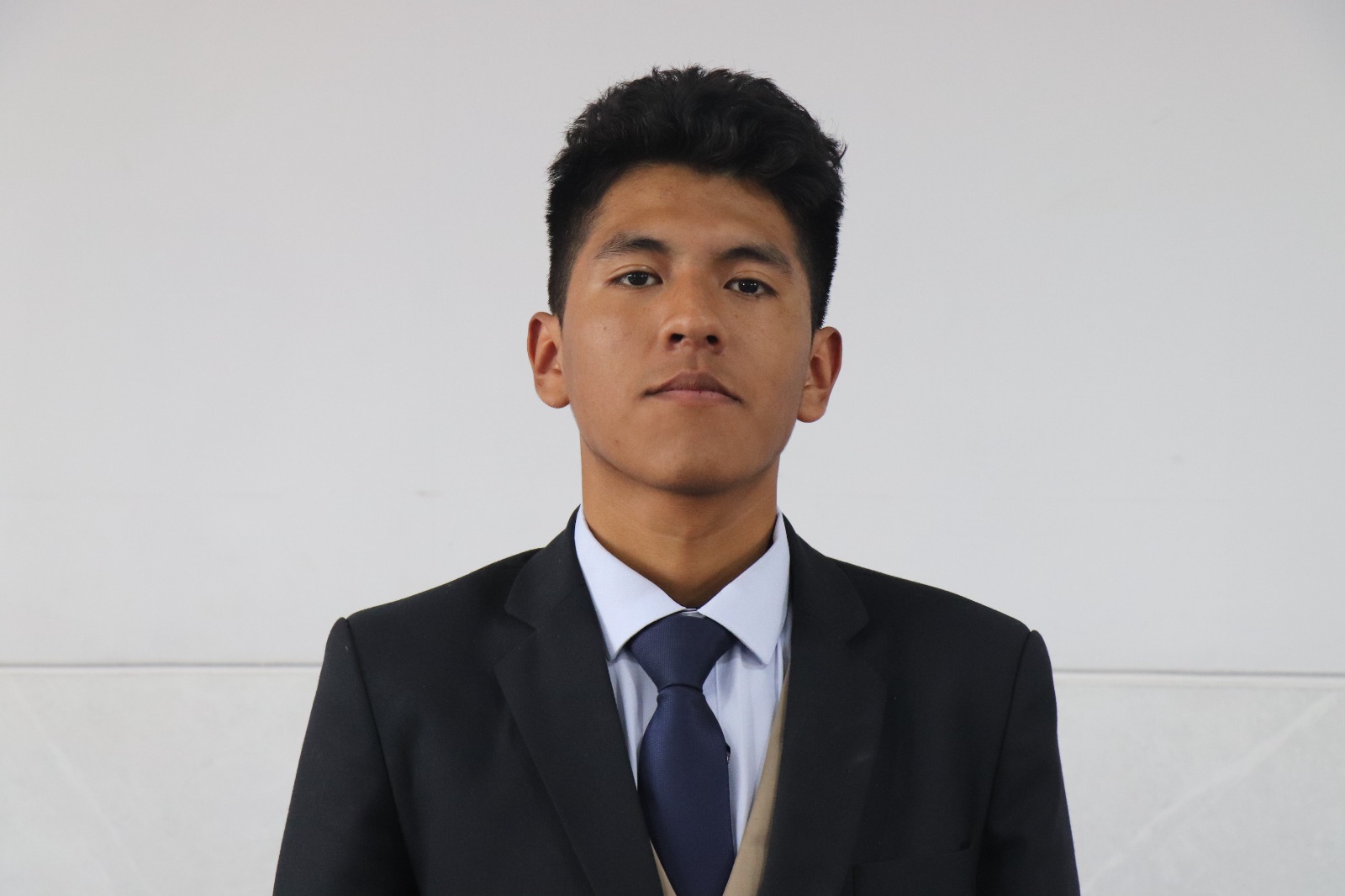 AJORURO FLORES MAX JHON